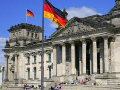 Спецслужбы Германии готовятся отражать кибератаки во время выборов в Бундестаг