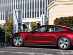 Porsche Taycan снова вписал себя в Книгу рекордов Гиннеса