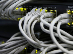 Британия решила помешать России лишить весь мир интернета