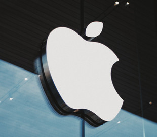 Apple зазнає найбільшого падіння прибутку за 22 роки