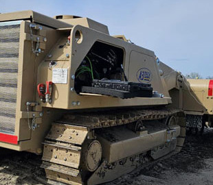 В Україні зібрали та випробували роботизовану машину для розмінування Dok-Ing MV-4