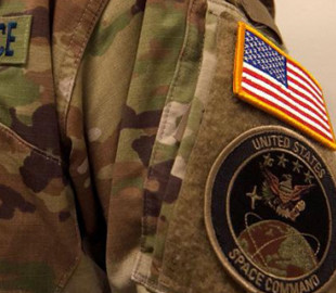 Космические силы США обеспокоены безопасностью спутниковых систем связи