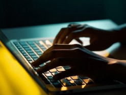 Інтернет-шахраї ошукали українців на “державних програмах” майже на 130 тисяч гривень