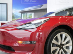 Tesla обвинили в мошенничестве с пробегом