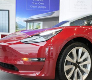 Tesla обвинили в мошенничестве с пробегом