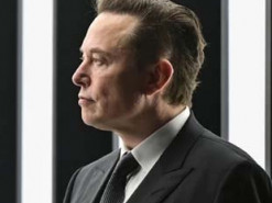 Маск сокращает на 10% персонал Tesla и приостанавливает прием на работу