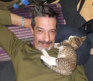 До невпізнаваності змінився у ЗСУ: куди зник телеведучий Максим Неліпа