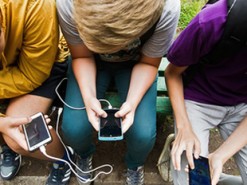 Мемы про еду признали опасными