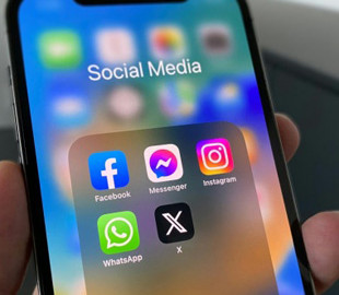 У Facebook та Instagram стався масштабний збій