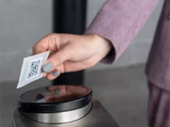 На центральном автовокзале Киева ввели вход только по QR-кодам