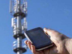 В день "выборов" на оккупированном Донбассе одновременно "легли" интернет и мобильная связь