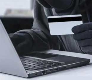 Шахраї телефонують українцям під виглядом Monobank: як не втратити гроші