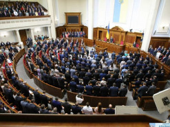 ИнАУ просит ВР отклонить поправки президента в закон “Об электронных коммуникациях”