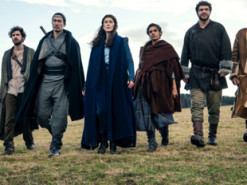 Amazon показал финальный трейлер фэнтези-сериала «Колесо времени» с Розамунд Пайк