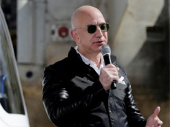 Напередодні космічного запуску, Безос відповів тим, хто вважає його політ «веселою прогулянкою для багатіїв»