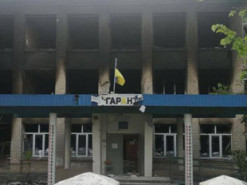 Замість останнього дзвоника лунають ворожі гармати: Гайдай показав фото зруйнованих шкіл Луганщини
