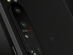 Флагманский Sony Xperia 1 III оказалось очень сложно починить