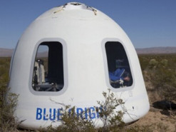 Компания Blue Origin успешно испытала космический корабль New Shepard