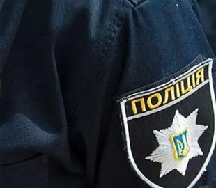 Вдарив ножем прямо в серце: на Закарпатті чоловік убив рідного сина