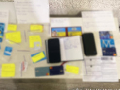 Продавали конфіденційну інформацію громадян України: на Сумщині правоохоронці викрили групу зловмисників