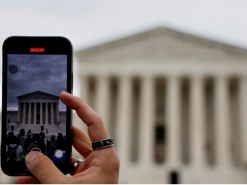 Верховний суд США вирішить, чи можуть державні службовці блокувати критиків у соціальних мережах
