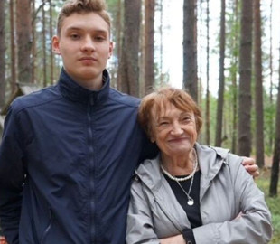 За два дні 77-річну російську пенсіонерку тричі оштрафували за "дискредитацію" армії