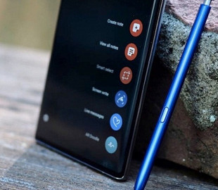 За месяц Samsung выпустила обновления безопасности примерно для 350 моделей смартфонов и планшетов