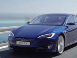 За прошедший год функция Tesla Autopilot стала на четверть лучше предотвращать аварии