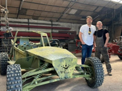 Притула купив у підприємця з Буковини 10 баггі для української армії