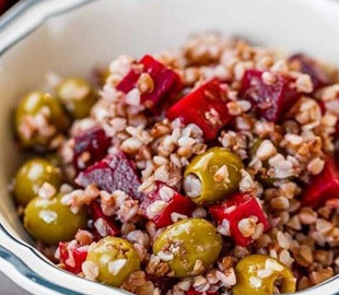 Незвичайний рецепт гречки з овочами та східними спеціями