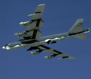 Американські розробники інтегрували ракети AGM-158 у винищувачі B-52H Stratofortress