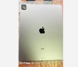 Опубликовано первое фото iPad Pro с тройной камерой