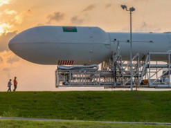 SpaceX показала процесс отделения спутников Starlink от ракеты