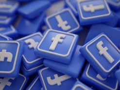 За два года посещаемость сайта Facebook снизилась почти вдвое