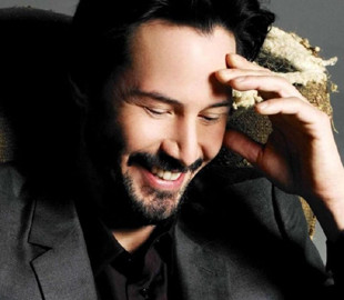 «Сам шучу, сам смеюсь». Киану Ривз стал звездой соцсетей из-за шутки про NFT