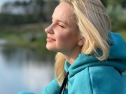 Лілія Ребрик похвалилася бездоганним та трендовим осіннім образом на вулицях Києва (фото)