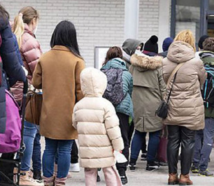 До якої країни краще їхати у жовтні. Що радять біженці