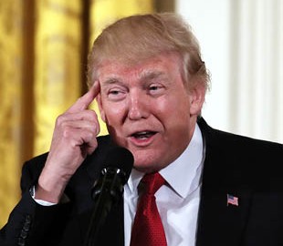 Гендиректор Google объяснил, почему при запросе «идиот» поисковик показывает фото Трампа