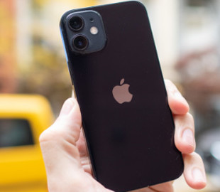 Apple відновила продажі відновлених апаратів iPhone 12 mini