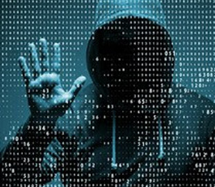 Украинцы могут лишиться денег из-за схем мошенников: как безопасно пользоваться банкоматом