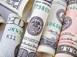 Чоловік знайшов $4000 і здивував мережу своєю реакцією