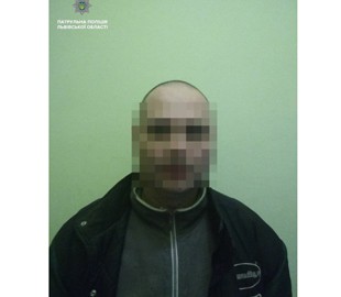 Шахрай хотів придбати телефон за «18 тисяч гривень»