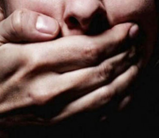 Интернет-знакомство закончилось изнасилованием: прокуратура требует для мужчины реальный срок