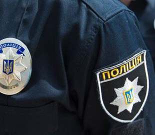 Хотів знайти роботу: на Прикарпатті "роботодавець" пограбував чоловіка