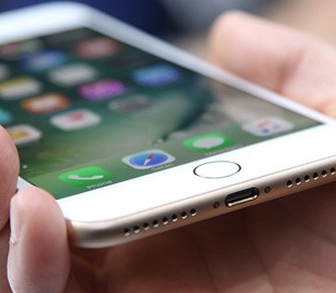 Новые iPhone удивят цветовой гаммой и большими экранами