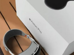 Apple продала 200 000 гарнітур Vision Pro