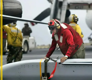 Знищують склади з боєприпасами та ще багато всього: що відомо про бомби JSOW, які передадуть Україні