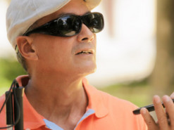 Создано приложение для слепых, которое читает этикетки продуктов