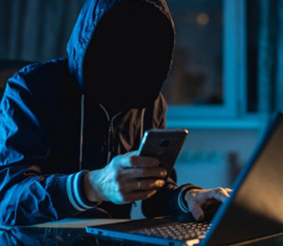 Продавав неіснуючі автозапчастини: поліцейські завершили розслідування інтернет-шахрайства