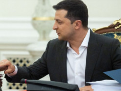 Зеленський відповів на петицію про відкриття офісів YouTube, Facebook і Google в Україні